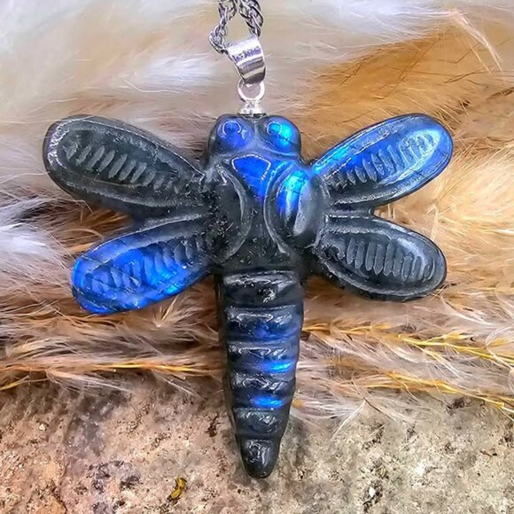 Nature Labradorite Carved Flashy Dragonfly Pendant Necklace - Picture 1 of 10